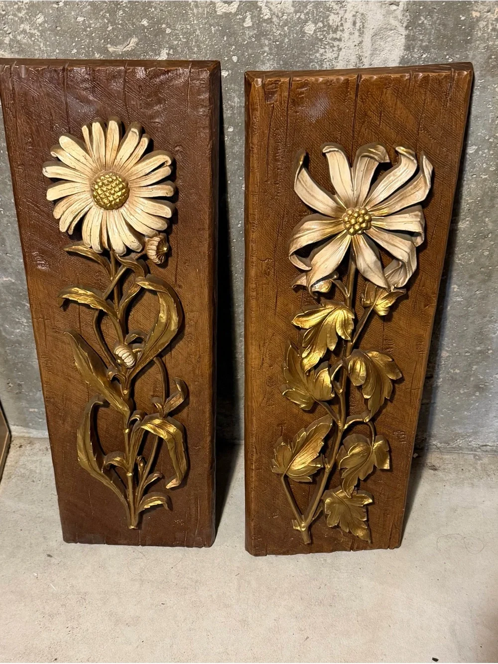 Vintage Syroco Floral Wall Plaques